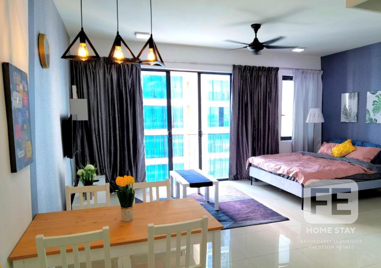 Netflix Wifi Trefoil Homestay Setia Alam Sacc Homestay Fe Shah Alam Eksteriør bilde